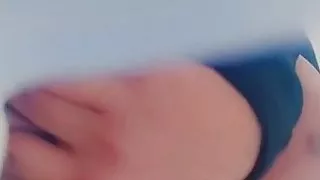 Beurette au gros seins