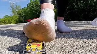 2 girls crushes crush 9 toy cars and really break them