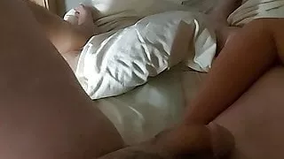 Me mete el dedo en el culo