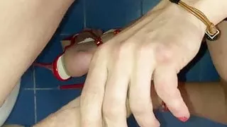 Leatravchienne ass fucked like a dirty bitch in the bathroom