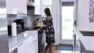 Controlling My Cheating Latina Stepmom - Havana Bleu