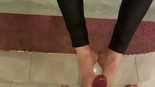 Fuck a chick in leather pants in the ass and cum in her mout