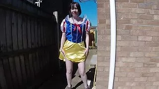 Snow White Cosplay