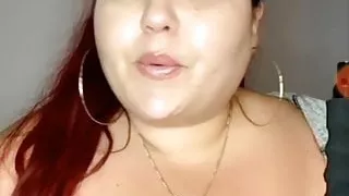 Tikt0k lady massive boobs