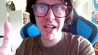 Yorkshire guy facializes so nerds take note