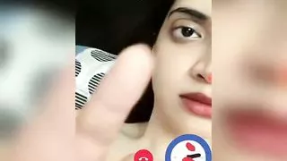 Desi wife beauty milked