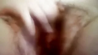 Je me masturbe pour ma cherie