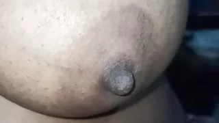 Indian MILF showing her sexy and beautiful figure