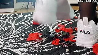Kati trampling trample giantess crushing sneaker High Heels