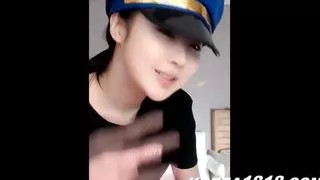 sexy tanzende koreanische Schlampe