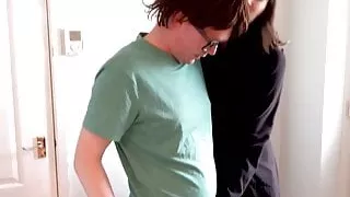 Yorkshire guy gets head from european babe