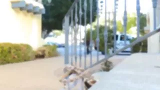 Big ass women pee outdoor