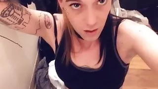 Turnhäschen in der Umkleidekabine