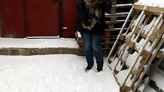 Desperation Wetting After Holding