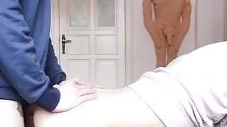 Sissy ist immer hungrig nach rohen Schwänzen