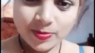 Hot Indian Bhabhi Record Her Nude Video For Lover
