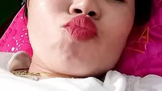 Than Vietnamese girl gets hot