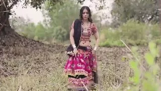 village bhabi ko garam kiya