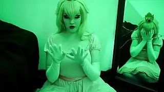 Princess Peach In the haunted mansion