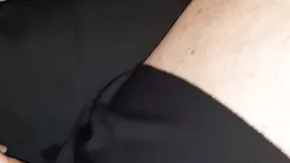 Geile Weichei-Schwuchtel tuckert und Sissygasmus Hände frei Sperma