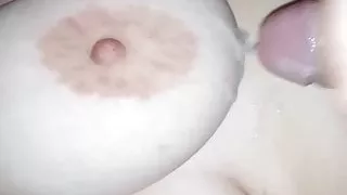 Spust na cycki