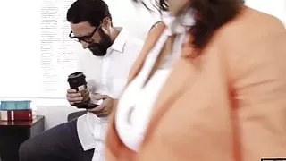 Milf blowing gamer guy before doggystyle sex