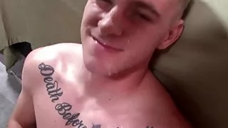 Ripped soldier gets blowjob and barebacks