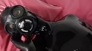 Gas Mask Rubberdoll