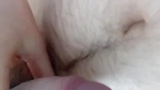 Reiben und Sperma auf meine Brust spritzen