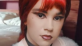 Die rothaarige Kaylith Crane spielt mit sich selbst und sperma