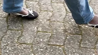 Walk in low Heels and black Nylon