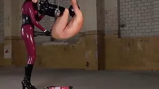 BBC strapon – so big that it barely fits!