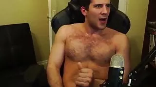 webcam daddy wanks and cums