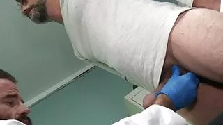 Mature bear sperms getting fucked