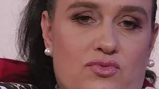 He caught mature and teen lesbian toying