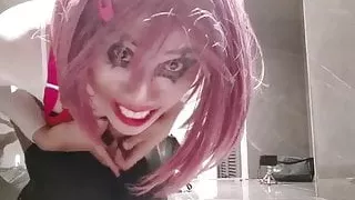 Asiatische Satanische Sissy spielt allein - Dämonen haben übernommen