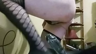 Analandrea nimmt jeden Zentimeter