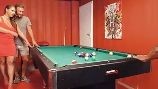 Sexy Susi gets facial cumshot from two large cocks