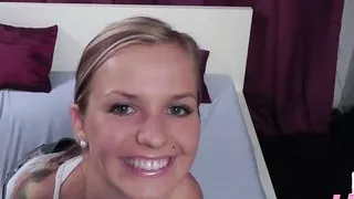 Sexy girl cheats on boyfriend and fucks for creampie