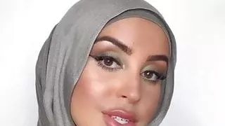 Italian hijab 2