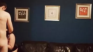 Ein Fremder kommt in unser Haus und verführt meine Frau