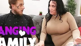 Banging Family - I Nails my Girlfriend's Busty Step Mom