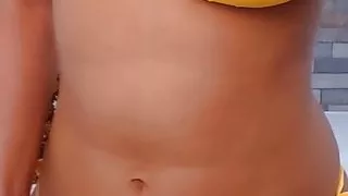 Mocha Skinned Babe Masturbates on Cam