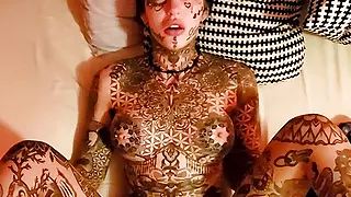 Inked up beauty Amber Luke craves a big cock