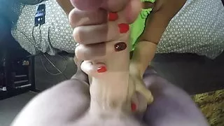 MILF Gives Close-Up Blowjob and gets Cumshot on tits