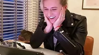 Women in LEATHER jacket