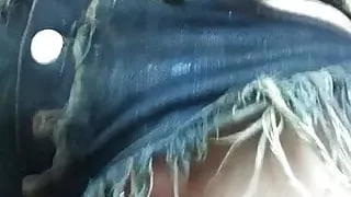 in meinen knappen Cutoffs rumhängen