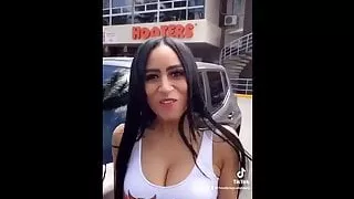 chicas hooters solo culos y tetas