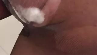 Sperma im Badezimmer bei der Arbeit