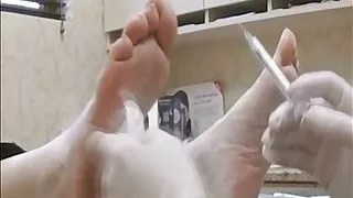 AJ Lee feet mole implant!